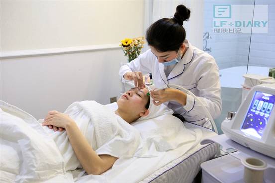 1541735451_����