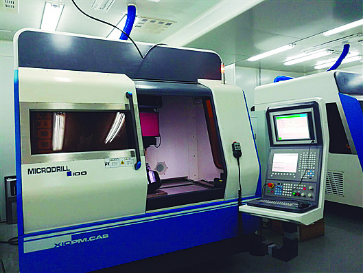 ˫����11�ἤ��ҶƬ΢�������ػ���